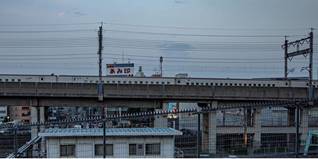 Tabata Station
Der Südausgang der Tabata Station findet sich auch im Film wieder. Hier treffen sich Hodaka und Hina immer wieder, das reale Vorbild ist klar an der Skyline zu erkennen. Koordinaten: http://bit.ly/2HrdS33