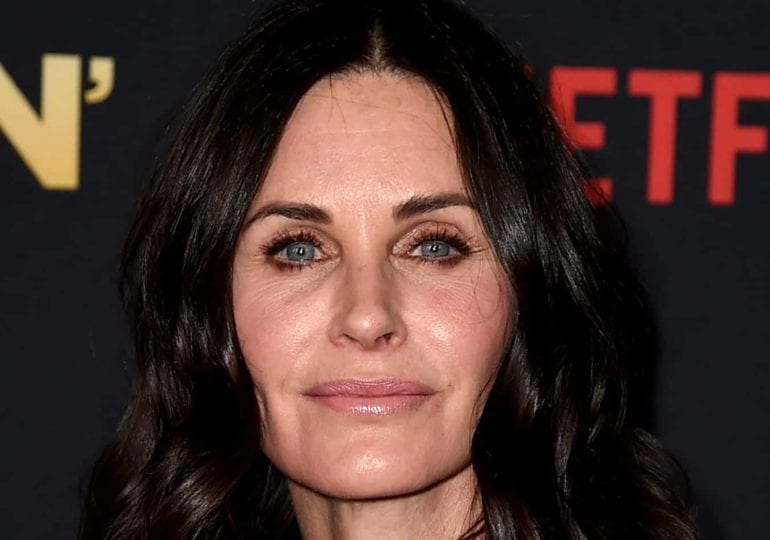 Courteney Cox kehrt für Scream 5 zurück