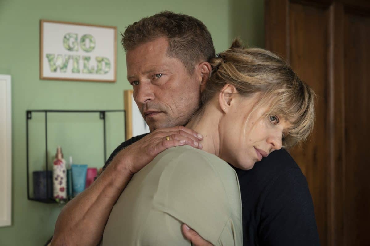 Heike Makatsch und Til Schweiger
GOTT, DU KANNST EIN ARSCH SEIN!
