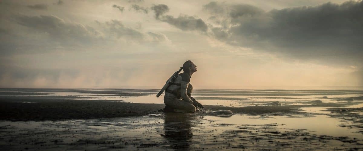 Film Tides Astronautin Blake (Nora Arnezeder)