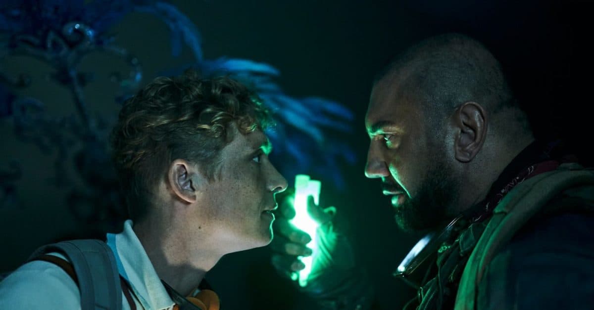 Schweighöfer und Dave Bautista in Army Of The Dead