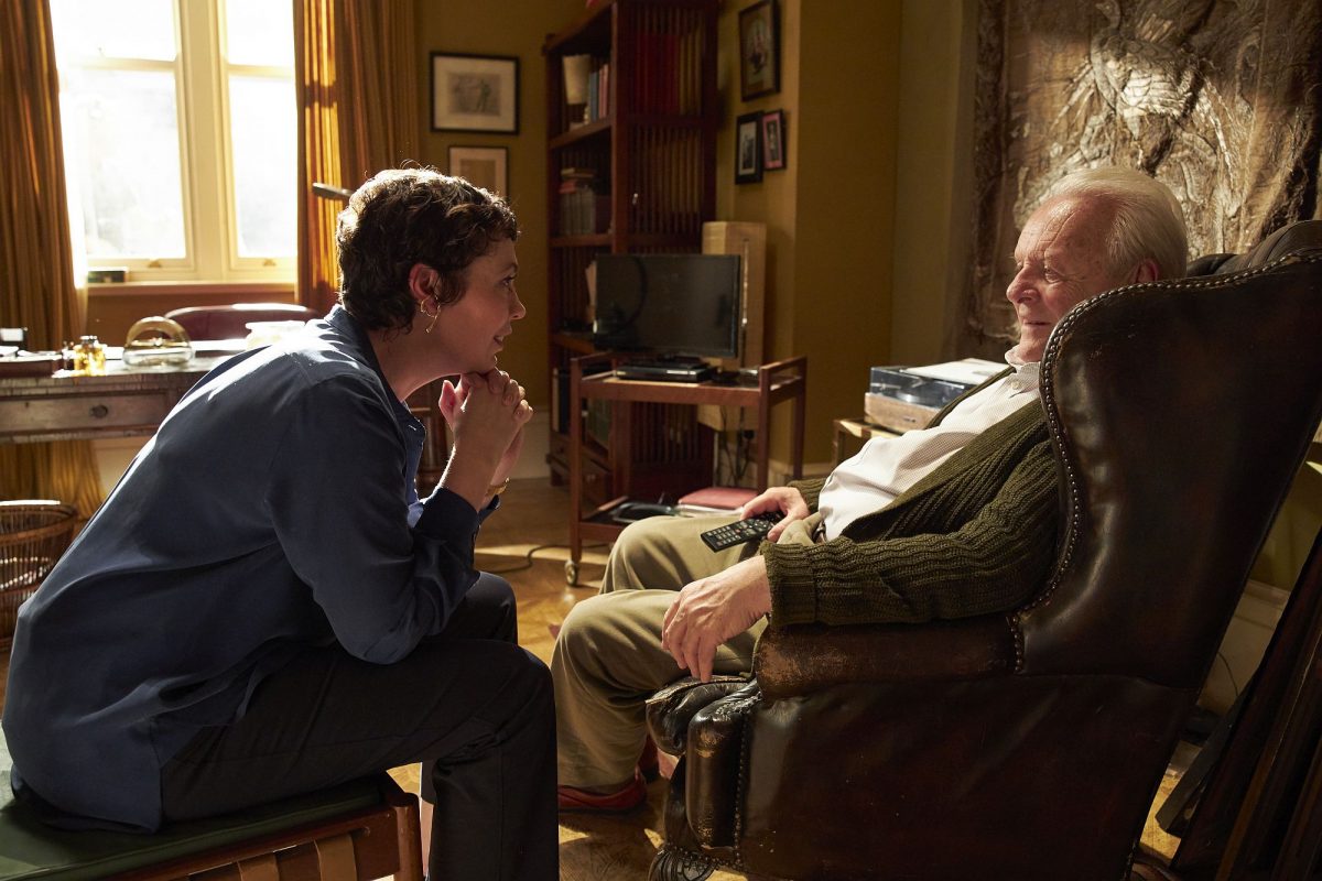 Anne (Olivia Colman), Anthony (Anthony Hopkins)
