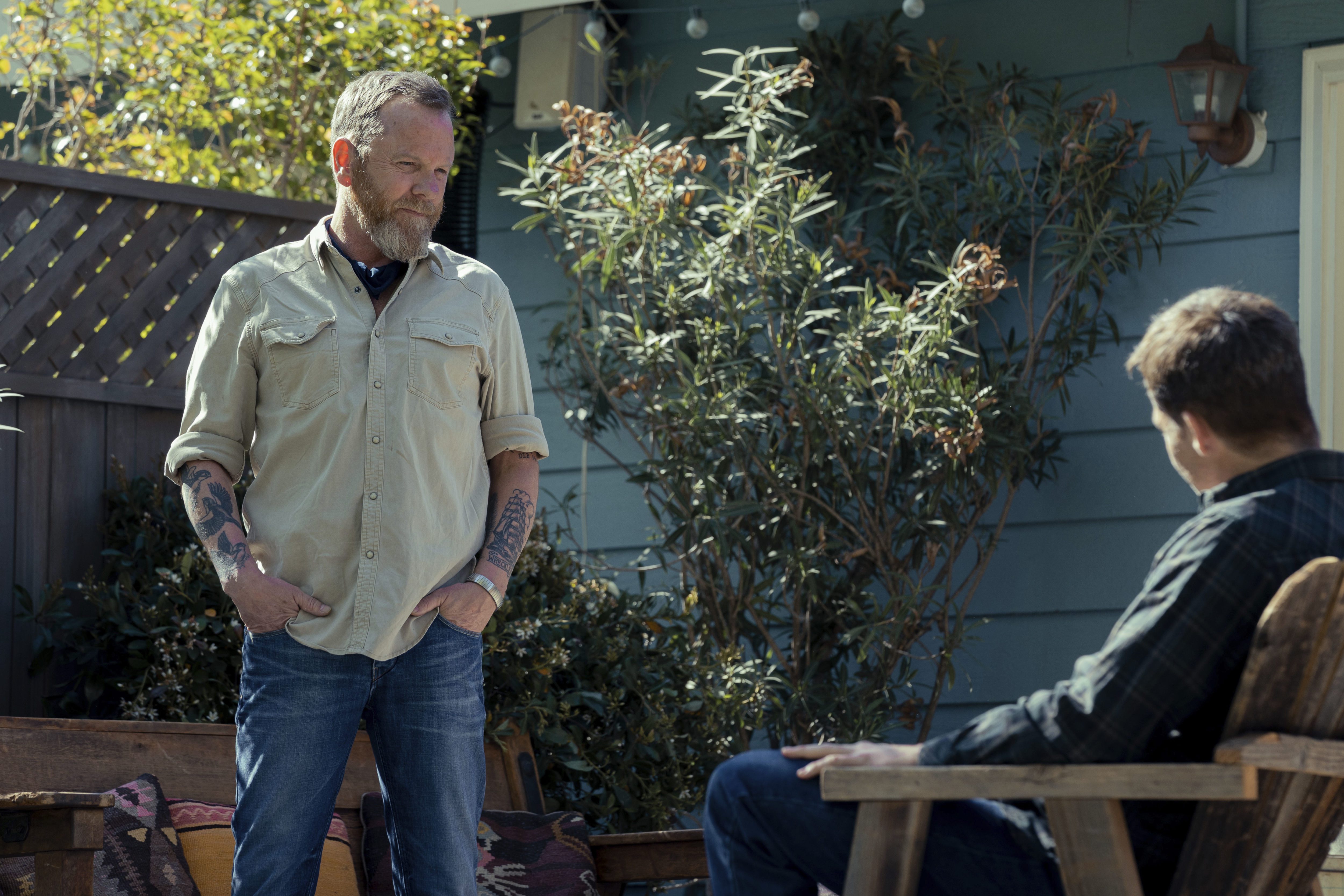 James Harper (Chris Pine) und Rusty Jennings (Kiefer Sutherland).