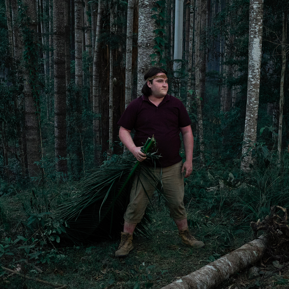 Bo Leonard (Tanner Ray Rook) ist auf der Insel gelandet "The Wilds" Staffel 2 © Prime Video