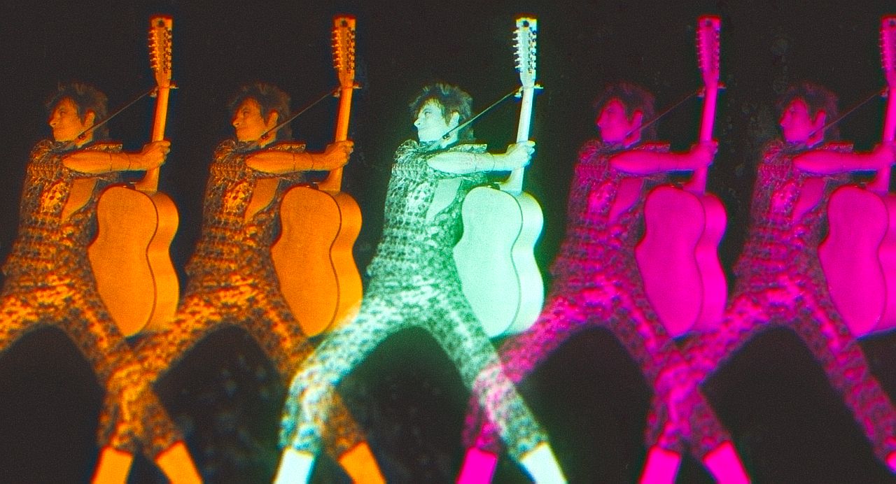 David Bowie in Moonage Daydream von Brett Morgan