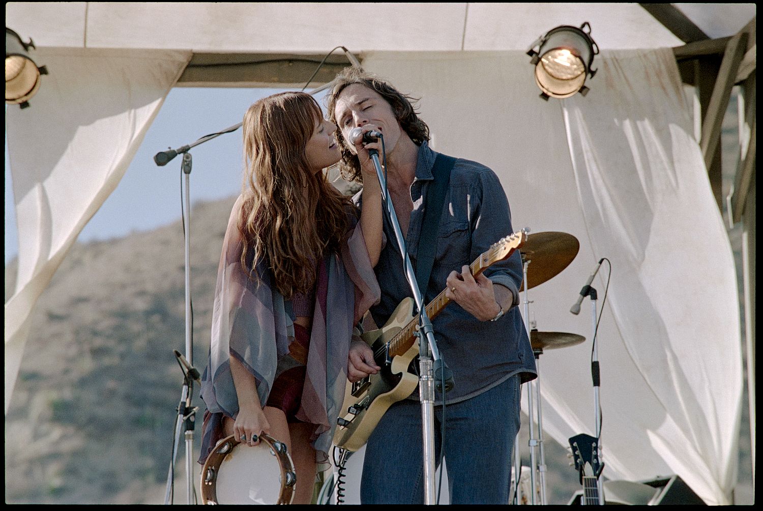 Daisy Jones & The Six Trailer kündigt Amazons Rock & Roll Drama an