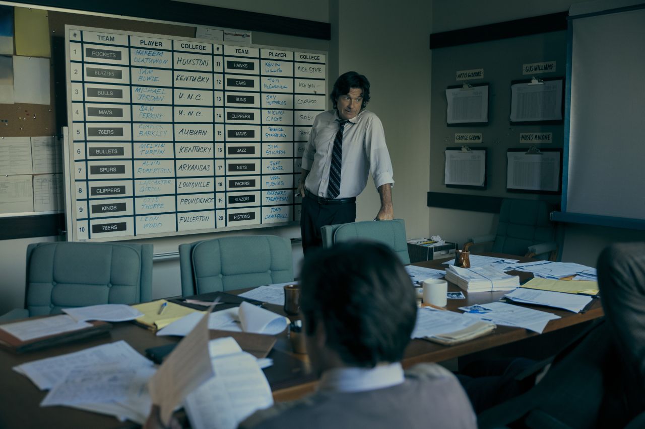 Jason Bateman as Rob Strasser in AIR-DER GROSSE WURF