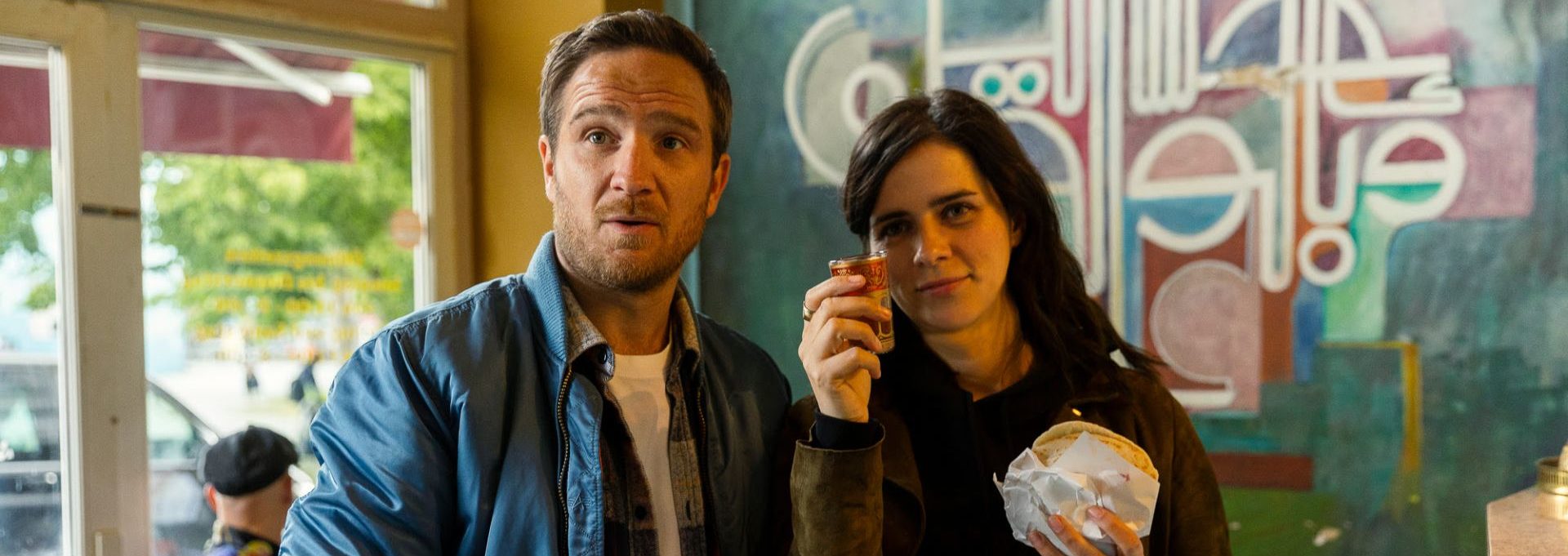 Frederick Lau und Nora Tschirner in ONE FOR THE ROAD