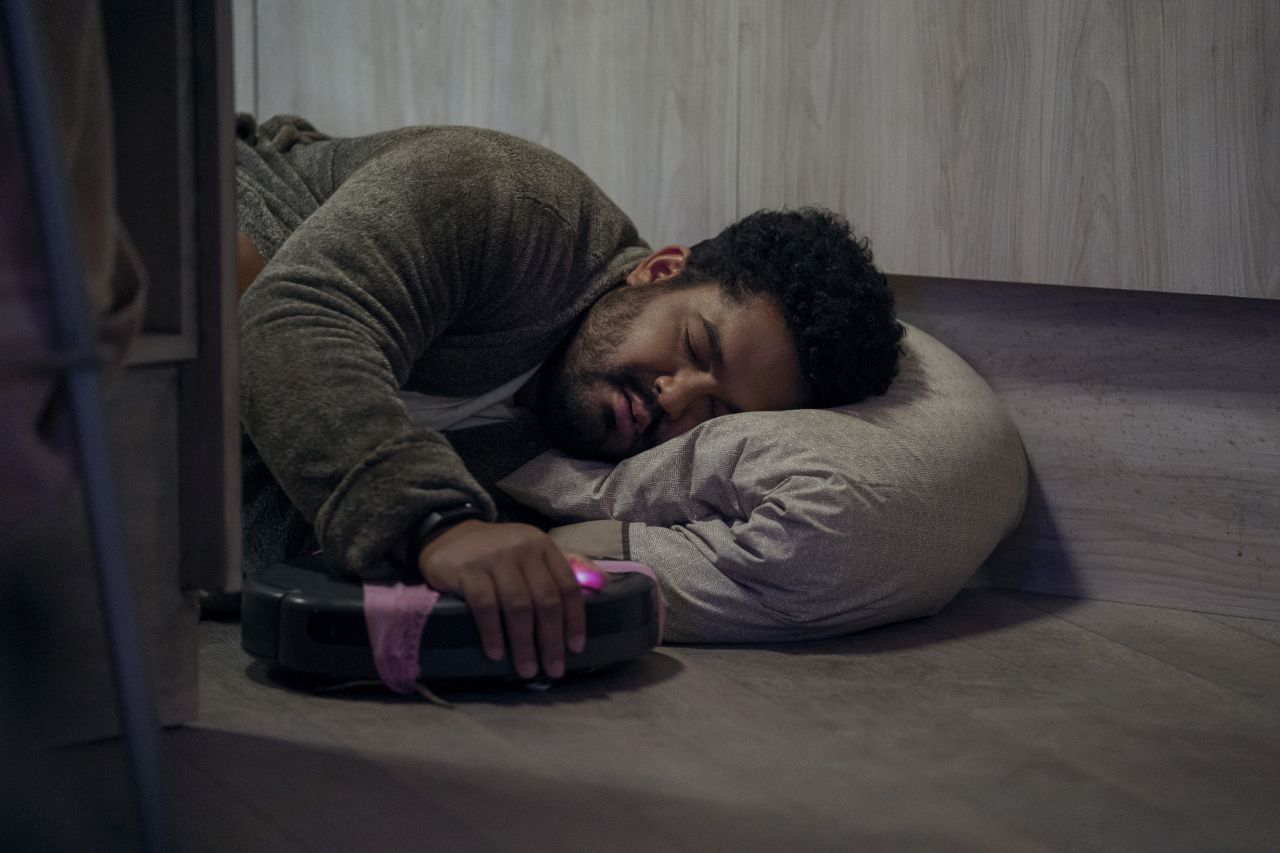 Josh Banday (Ivan) in UPLOAD STAFFEL 3