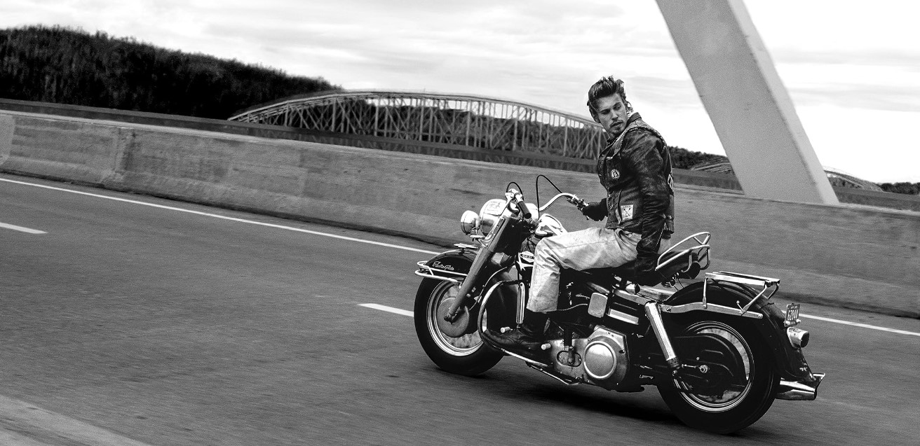 The Bikeriders - Austin Btler auf einem Motorrad