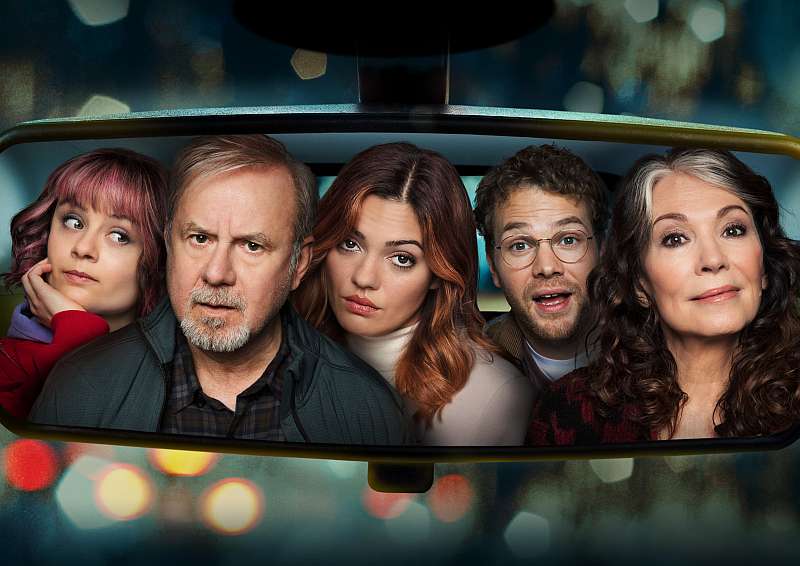 v.l.n.r. Susi (Lena Urzendowsky), Josef (Joachim Król), Tiana (Nilam Farooq), Philipp (Ben Münchow), Marianne (Iris Berben)