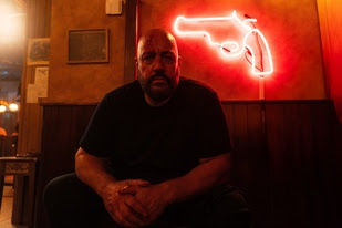 KEVIN JAMES IN GUNS UP