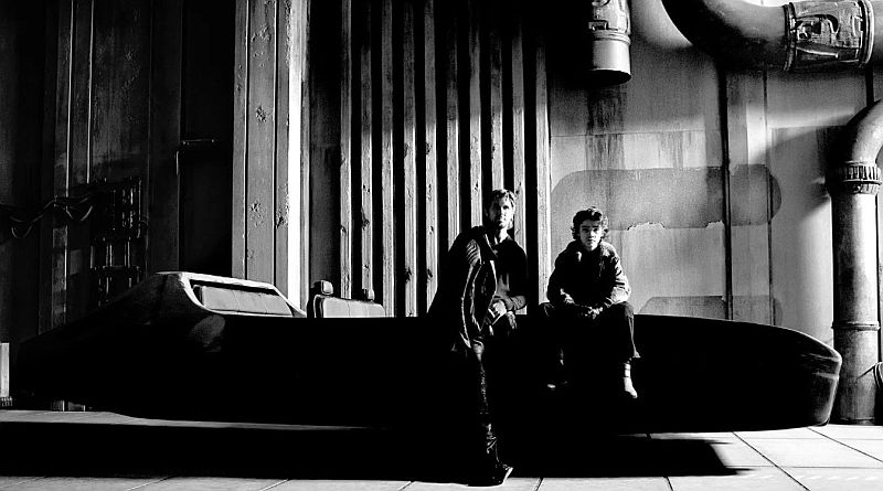 (L_R) Ryan Gosling und Flynn Gray in STAR WARS: STARFIGHTER